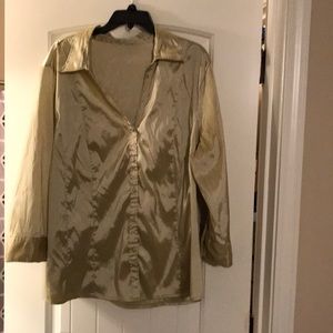 Gold shiny blouse 👚